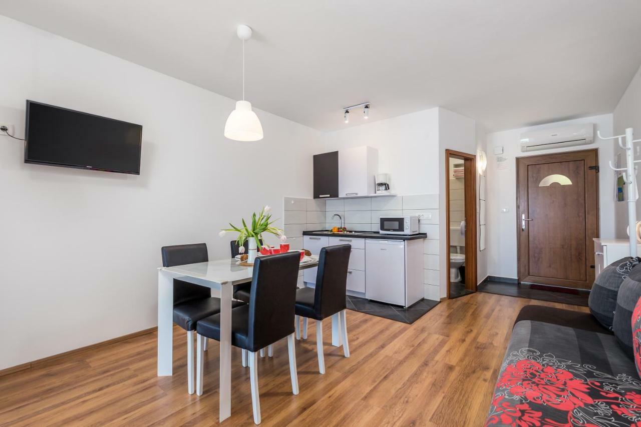 Apartments Davor Mošćenička Draga 外观 照片